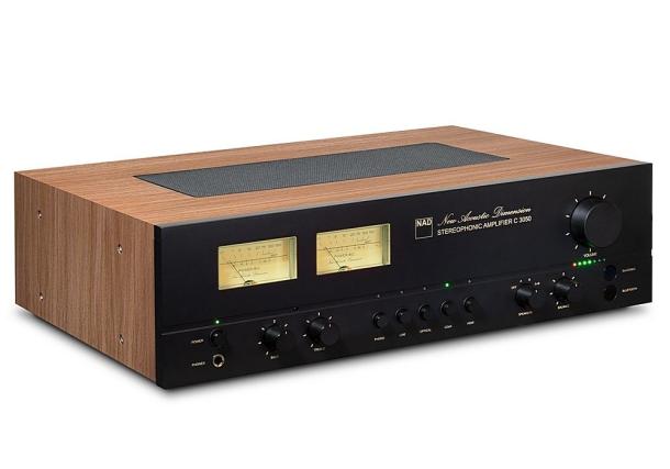 NAD C 3050 Streaming-Verstärker im Retro-Design bei HiFi Zurmühle in Luzern