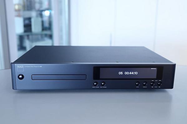 Der neue NAD C 589 CD-Player im Hörtest bei HiFi Zurmühle in Luzern