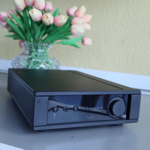 rega-brio-mk7-amplifier-650