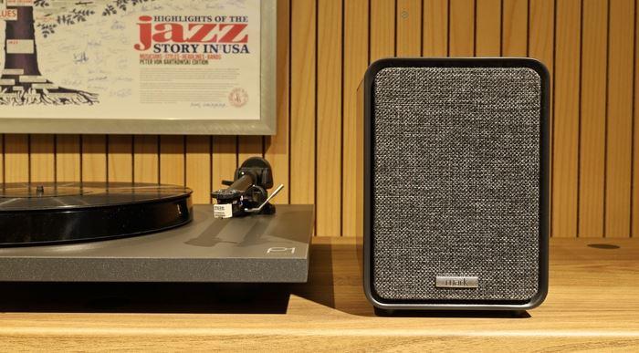 plattenspieler-lautsprecher-system