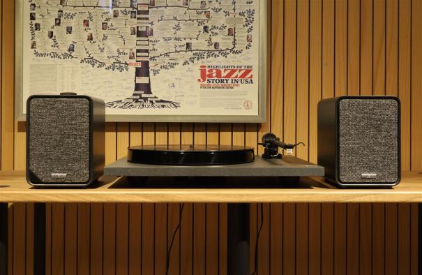 plattenspieler-mit-lautsprecher-set-1a