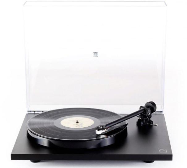 Rega Planar 1 Analog-Plattenspieler vorführbereit bei HiFi Zurmühle