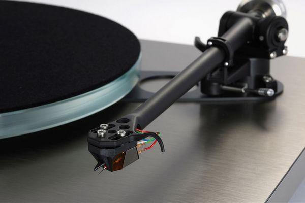 Rega RB880 Tonarm und ND9 Tonabnehmer