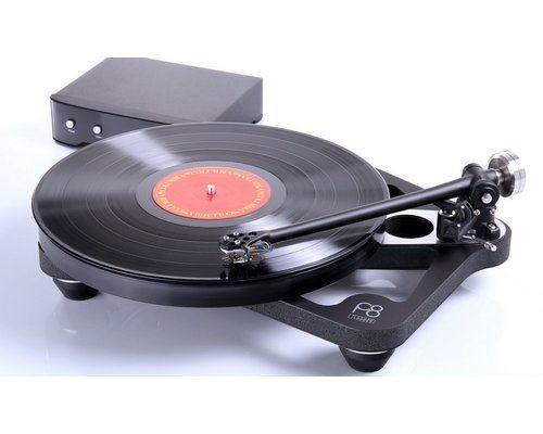 Rega Planar 8 High-End-Plattenspieler mit RB880 Tonarm ausgestellt bei HiFi Zurmühle Luzern